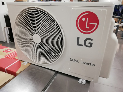 VÝPRODEJ (W795) Klimatizace LG Standard S18EQ.UL2 (jednostka nástěnná )